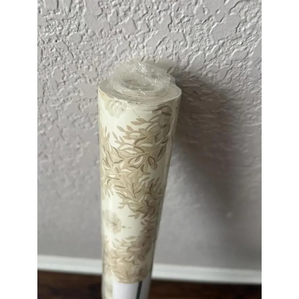 VTG Wallpaper - Gramercy - Cream Fern Vine Foliage Pattern 536463